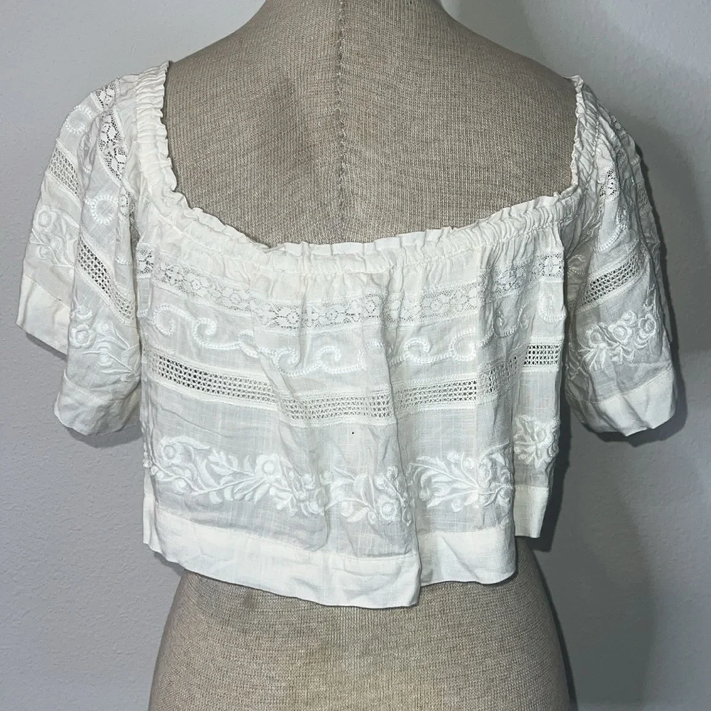 I*Space Off Shoulder Crop Lace Top - Picture 3 of 6